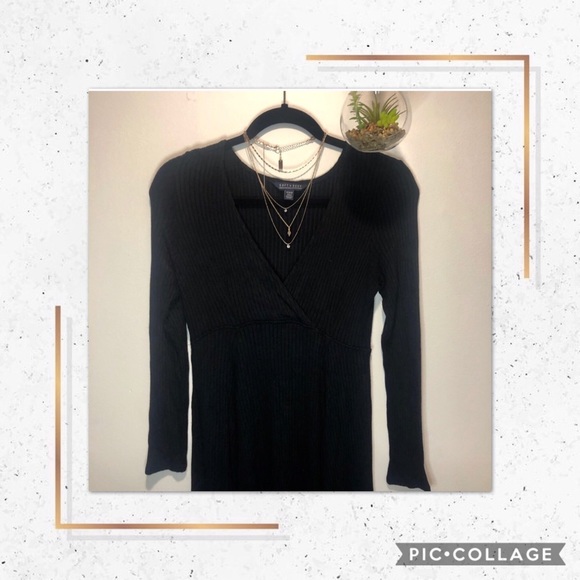 ✨2/$30✨AMERICAN EAGLE FIT &FLARE BLACK MINI DRESS✨ - Picture 1 of 4